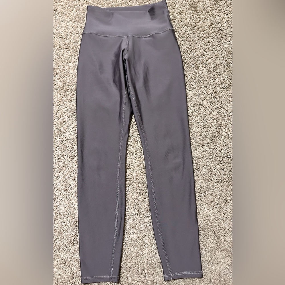 Alo yoga airlift high wasted leggings, size extra small, great condition